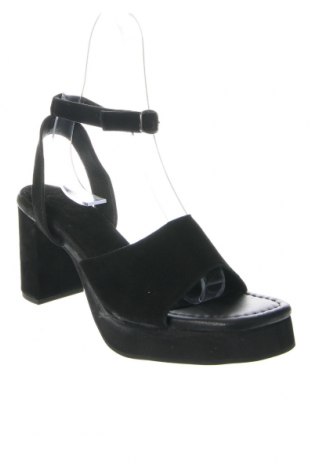 Sandále Answear, Veľkosť 38, Farba Čierna, Cena  39,69 €