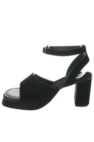 Sandale Answear, Mărime 38, Culoare Negru, Preț 197,57 Lei