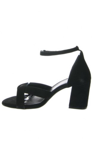 Sandále Answear, Veľkosť 40, Farba Čierna, Cena  36,12 €