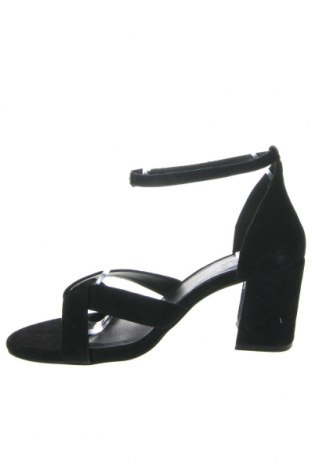 Sandále Answear, Veľkosť 41, Farba Čierna, Cena  36,91 €