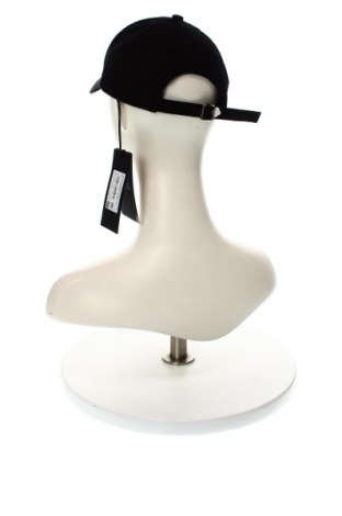 Mütze BOSS, Farbe Schwarz, Preis € 76,80