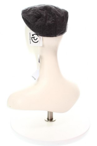 Mütze Lacoste, Farbe Grau, Preis € 24,61