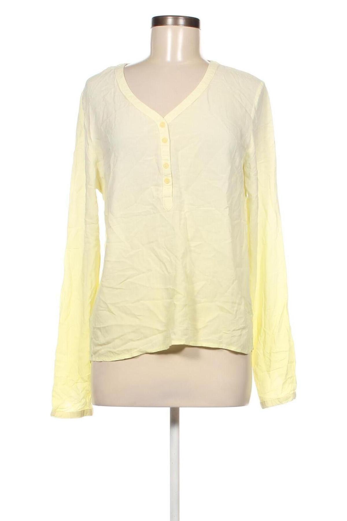 Дамска блуза Cecilia Classics, Размер S, Цвят Жълт, Цена 3,61 лв.