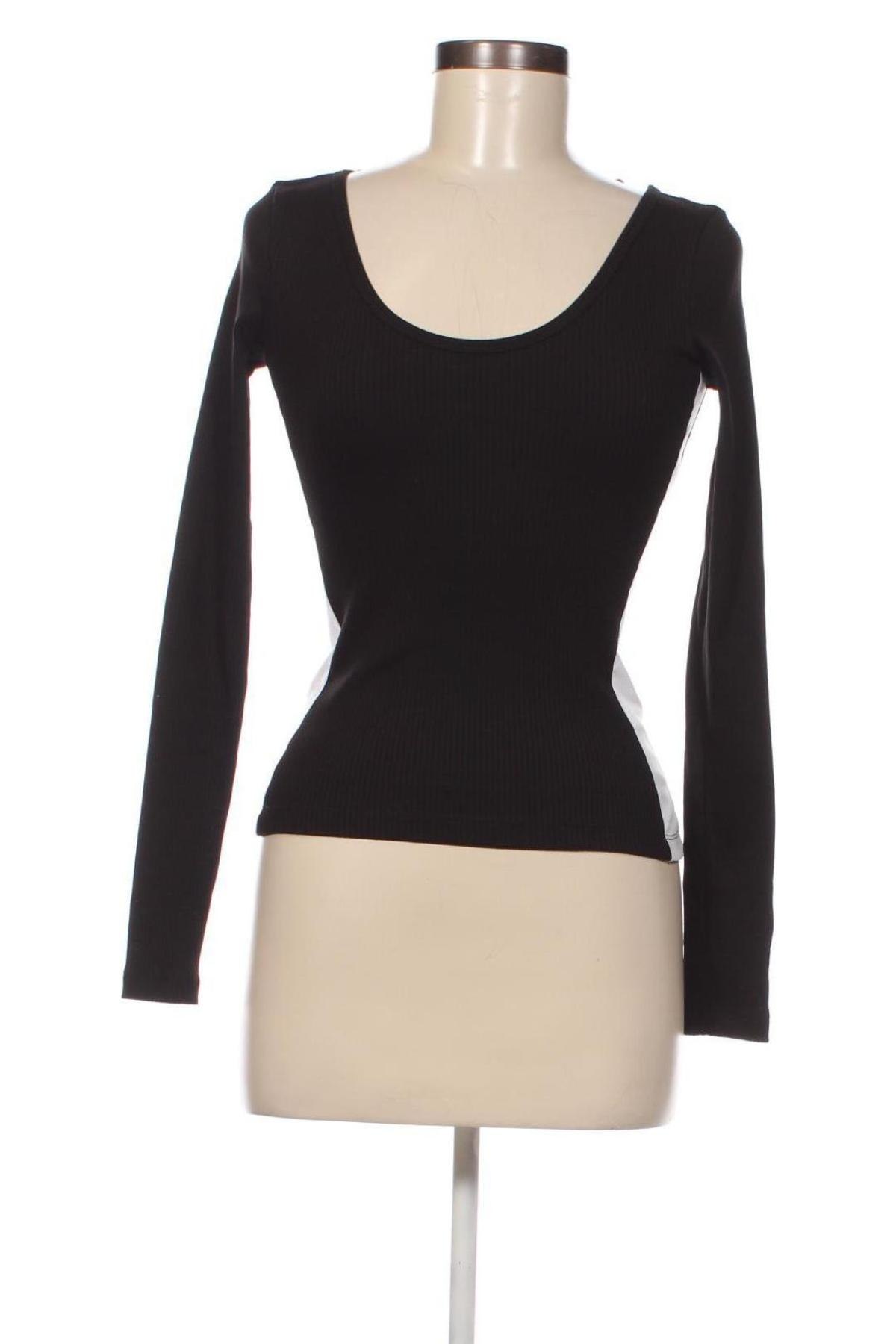 Γυναικεία μπλούζα PUMA, Μέγεθος XS, Χρώμα Μαύρο, Τιμή 52,58 €