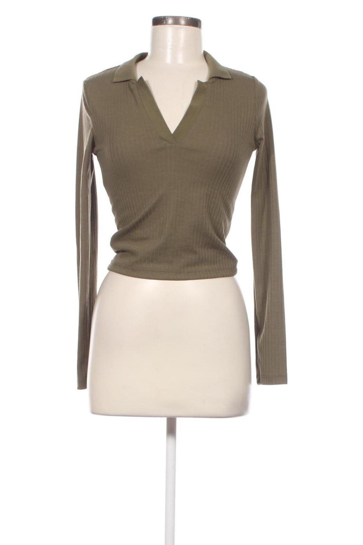 Дамска блуза Sinsay, Размер M, Цвят Зелен, Цена 4,75 лв.