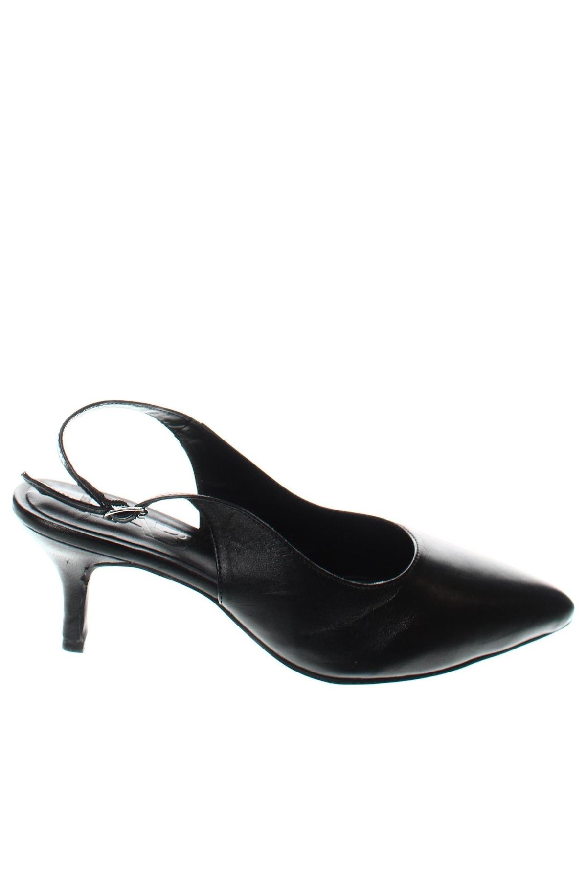 Γυναικεία παπούτσια Answear, Μέγεθος 38, Χρώμα Μαύρο, Τιμή 22,62 €
