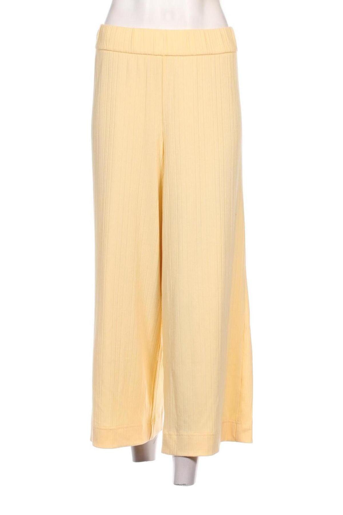 Дамски панталон Monki, Размер M, Цвят Жълт, Цена 14,70 лв.