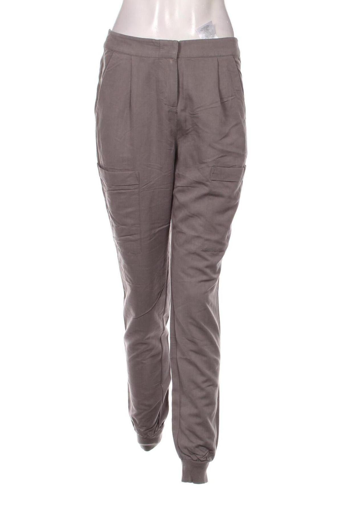 Дамски панталон Vero Moda, Размер S, Цвят Сив, Цена 21,60 лв.