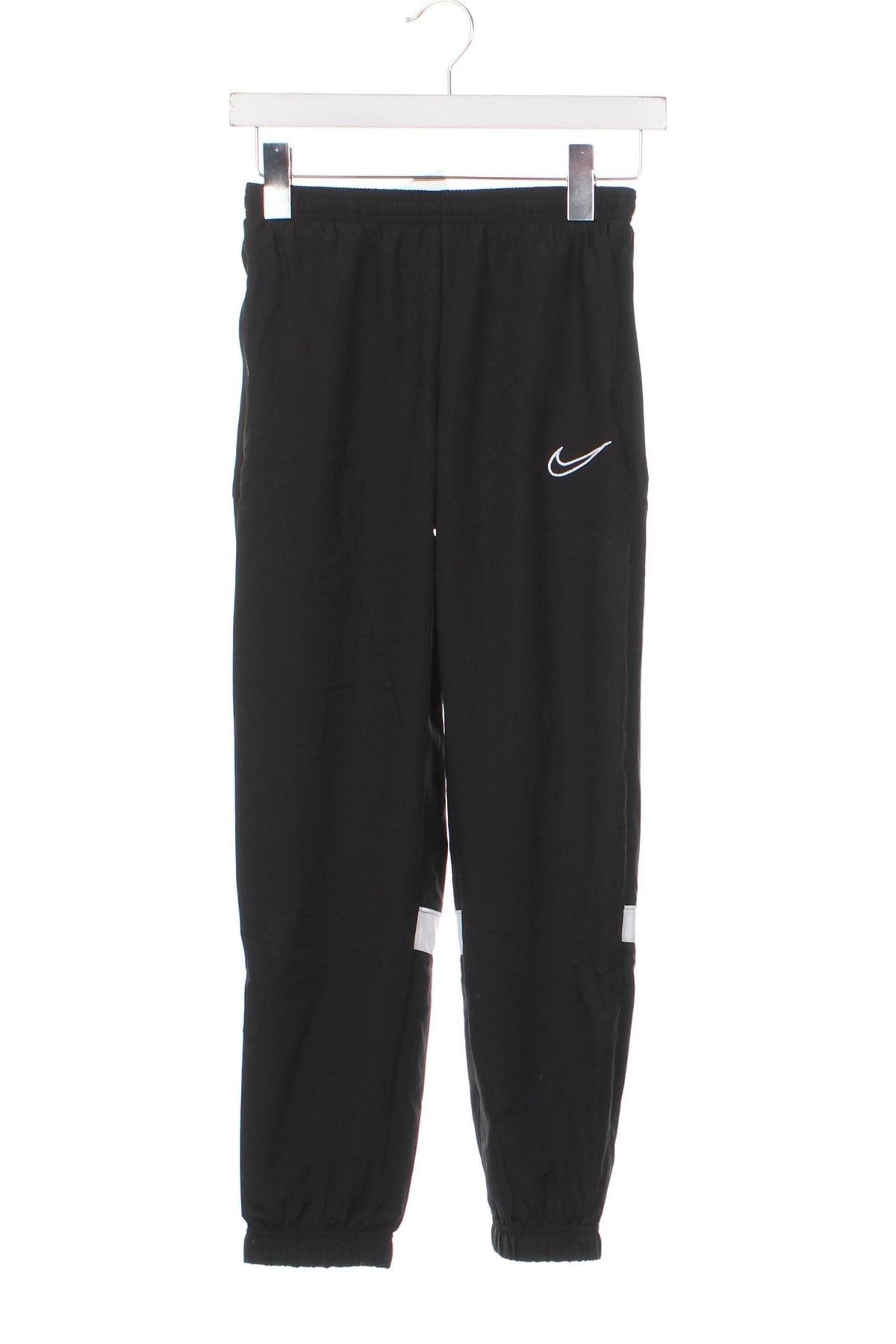 Детско спортно долнище Nike, Размер 8-9y/ 134-140 см, Цвят Черен, Цена 89,00 лв.