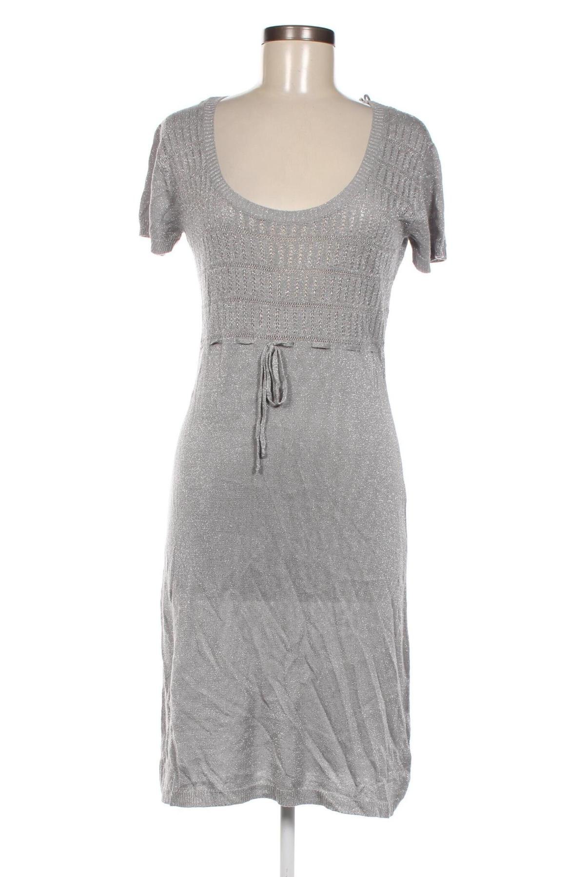 Kleid, Größe M, Farbe Grau, Preis 3,43 €