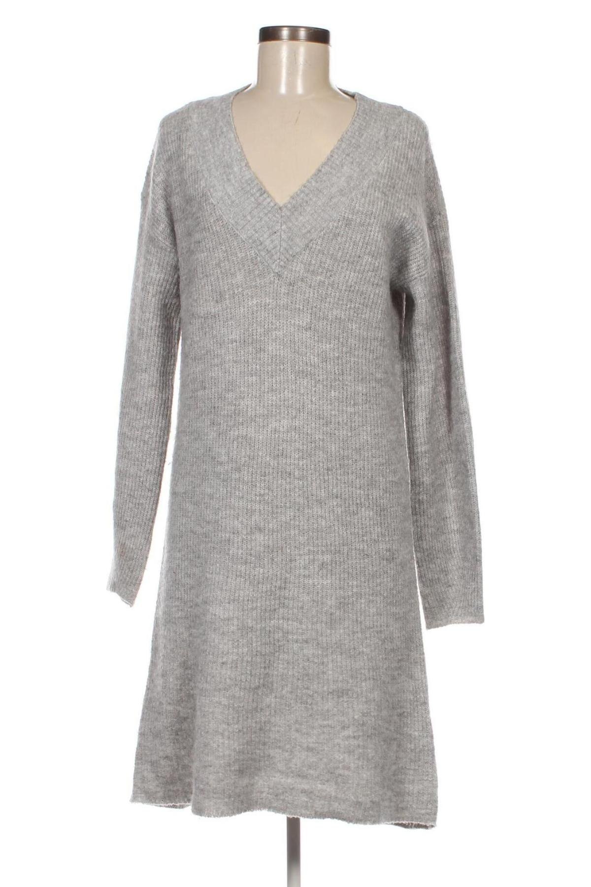 Kleid C&A, Größe S, Farbe Grau, Preis 8,77 €