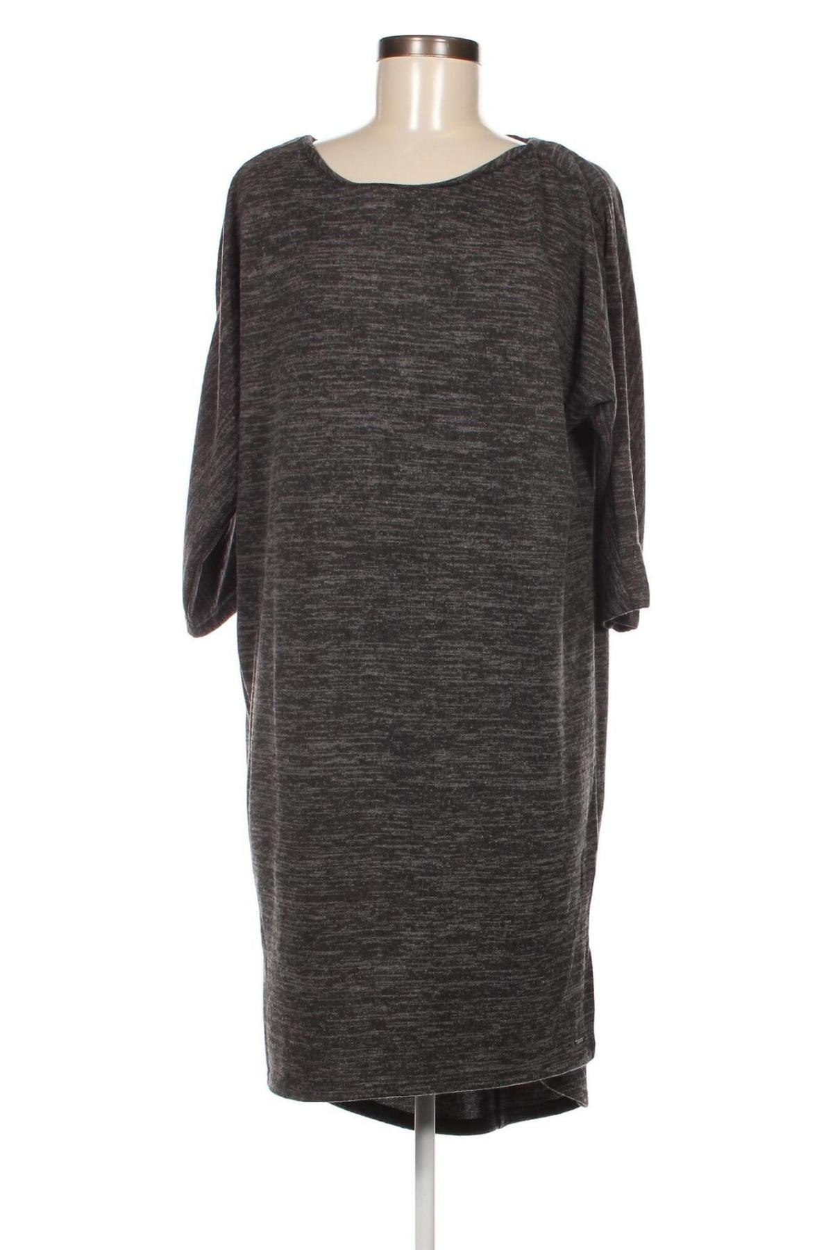Φόρεμα Oxmo, Μέγεθος M, Χρώμα Πολύχρωμο, Τιμή 3,56 €