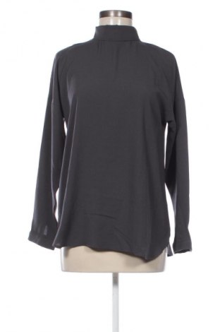 Damen Shirt Goldenpoint, Größe S, Farbe Grau, Preis € 5,99