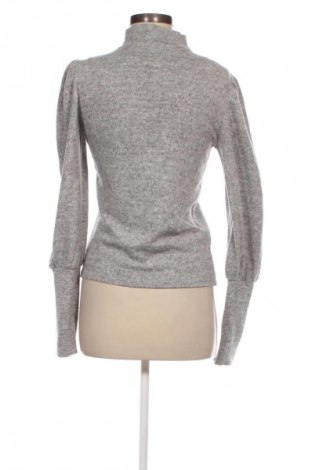 Damen Shirt Stradivarius, Größe S, Farbe Grau, Preis 15,05 €