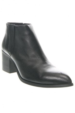 Botine de damă Sofie Schnoor, Mărime 40, Culoare Negru, Preț 589,30 Lei