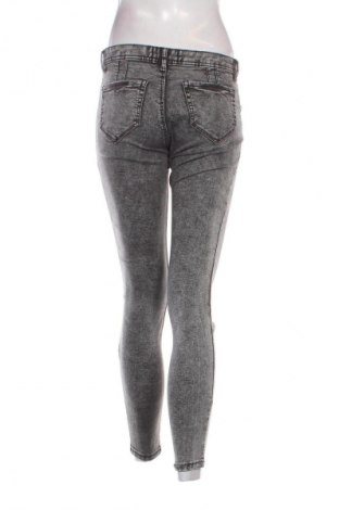 Damen Jeans Bershka, Größe S, Farbe Grau, Preis 14,83 €