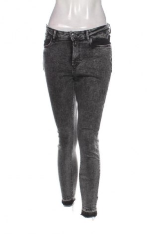 Damen Jeans Denim 1982, Größe M, Farbe Grau, Preis 5,99 €