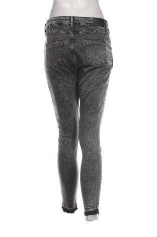 Damen Jeans Denim 1982, Größe M, Farbe Grau, Preis 5,99 €