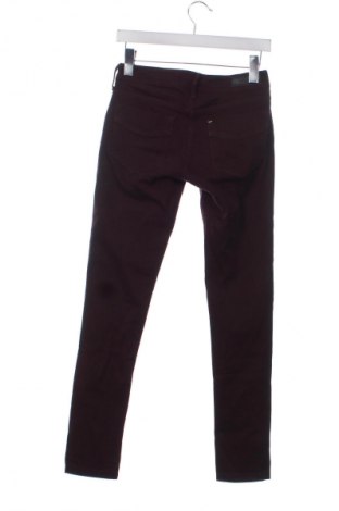 Damskie jeansy H&M, Rozmiar S, Kolor Fioletowy, Cena 14,99 zł