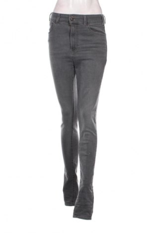 Damen Jeans Levi's, Größe M, Farbe Grau, Preis 26,99 €