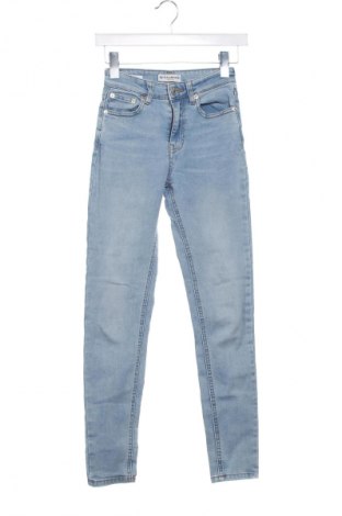 Dámske džínsy  Pull&Bear, Veľkosť XS, Farba Modrá, Cena  8,95 €