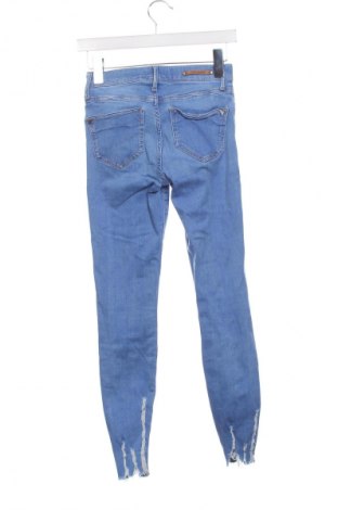 Damskie jeansy River Island, Rozmiar XXS, Kolor Niebieski, Cena 37,99 zł