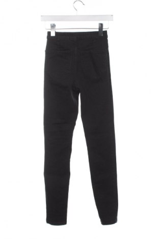 Damskie jeansy Sinsay, Rozmiar XS, Kolor Czarny, Cena 14,99 zł