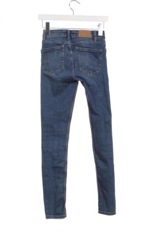 Damskie jeansy Zara, Rozmiar XXS, Kolor Niebieski, Cena 80,68 zł