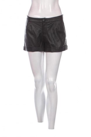 Damen Shorts Gestuz, Größe M, Farbe Schwarz, Preis 17,99 €