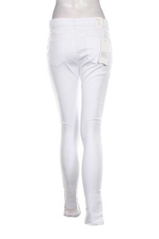 Damenhose Unbranded, Größe M, Farbe Weiß, Preis 39,00 €