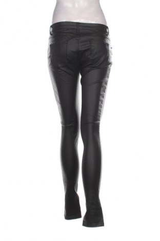 Pantaloni de femei Famous, Mărime M, Culoare Negru, Preț 11,99 Lei