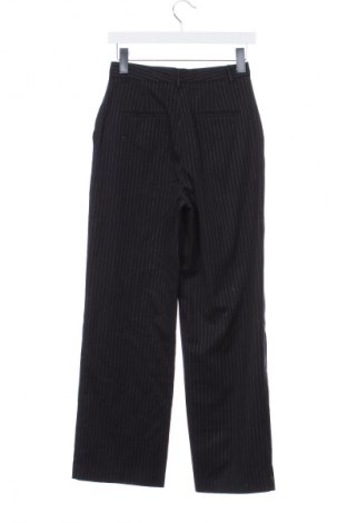 Pantaloni de femei Reserved, Mărime XS, Culoare Multicolor, Preț 40,99 Lei