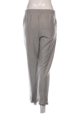 Damenhose Stradivarius, Größe S, Farbe Grau, Preis € 9,99