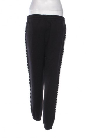 Pantaloni trening de femei, Mărime S, Culoare Negru, Preț 26,99 Lei