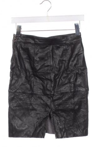 Rock Vero Moda, Größe XS, Farbe Schwarz, Preis 3,99 €