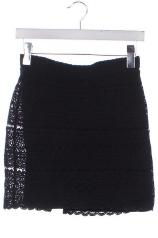 Fustă Zara Trafaluc, Mărime XS, Culoare Negru, Preț 53,99 Lei