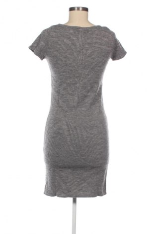 Sukienka Unbranded, Rozmiar M, Kolor Szary, Cena 24,99 zł