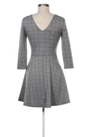 Kleid C&A, Größe M, Farbe Mehrfarbig, Preis 6,99 €