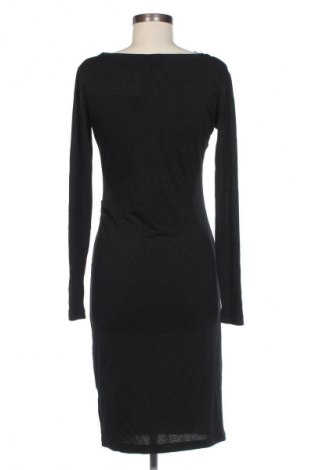 Sukienka In Wear, Rozmiar M, Kolor Czarny, Cena 53,99 zł