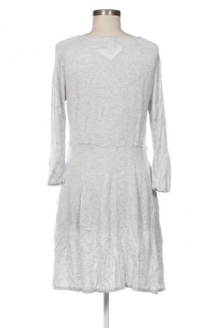 Kleid Line Of Oslo, Größe M, Farbe Grau, Preis 22,99 €