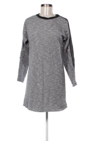 Kleid Maison Scotch, Größe M, Farbe Grau, Preis 22,99 €