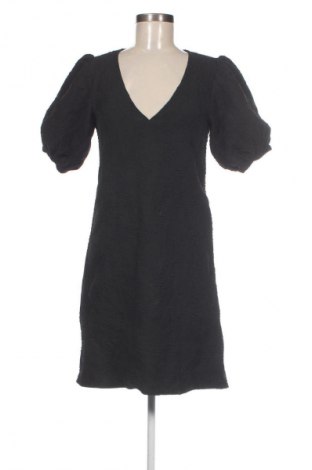 Kleid NA-KD, Größe S, Farbe Schwarz, Preis € 7,99