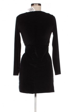 Rochie Pull&Bear, Mărime S, Culoare Negru, Preț 41,99 Lei