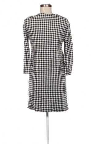 Kleid Stradivarius, Größe L, Farbe Mehrfarbig, Preis 5,99 €
