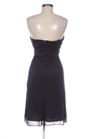 Kleid Swing, Größe S, Farbe Lila, Preis 16,99 €