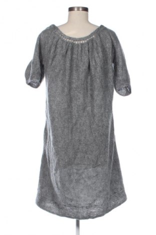 Kleid United Colors Of Benetton, Größe M, Farbe Grau, Preis 8,99 €