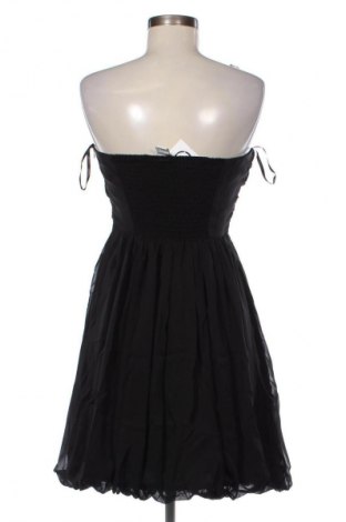 Kleid VILA, Größe M, Farbe Schwarz, Preis € 14,99