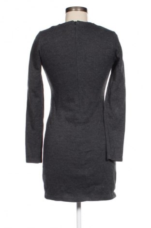 Kleid Zara, Größe M, Farbe Grau, Preis € 4,99