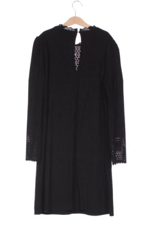 Рокля Zara, Размер XS, Цвят Черен, Цена 11,99 лв.