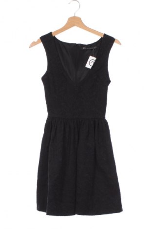 Kleid Zara Trafaluc, Größe S, Farbe Schwarz, Preis 15,99 €